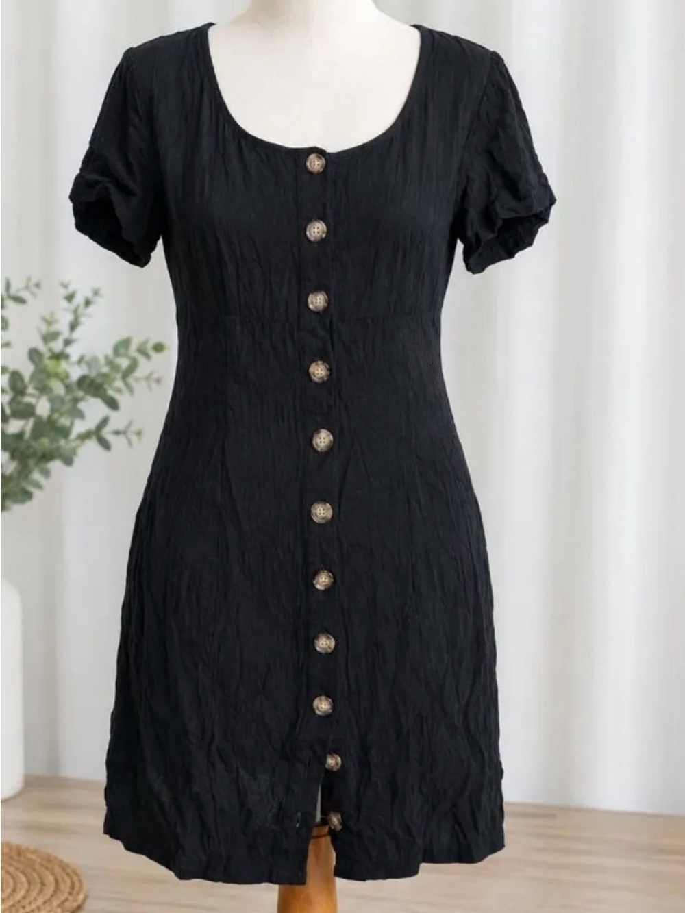 Express Women’s Black Button Front Mini Dress Short Sleeve Scoop Neck Casual